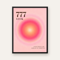 777 LUCK Mistik Sayı & Degrade Güneş Modern Poster — Dikey baskı, düz siyah çerçeveli duvar posteri