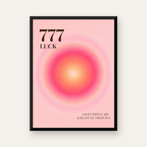777 LUCK Mistik Sayı & Degrade Güneş Modern Poster — Dikey baskı, düz siyah çerçeveli duvar posteri