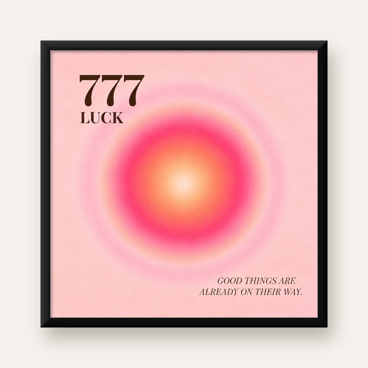 777 LUCK Mistik Sayı & Degrade Güneş Modern Poster — Kare baskı, düz siyah çerçeveli duvar posteri