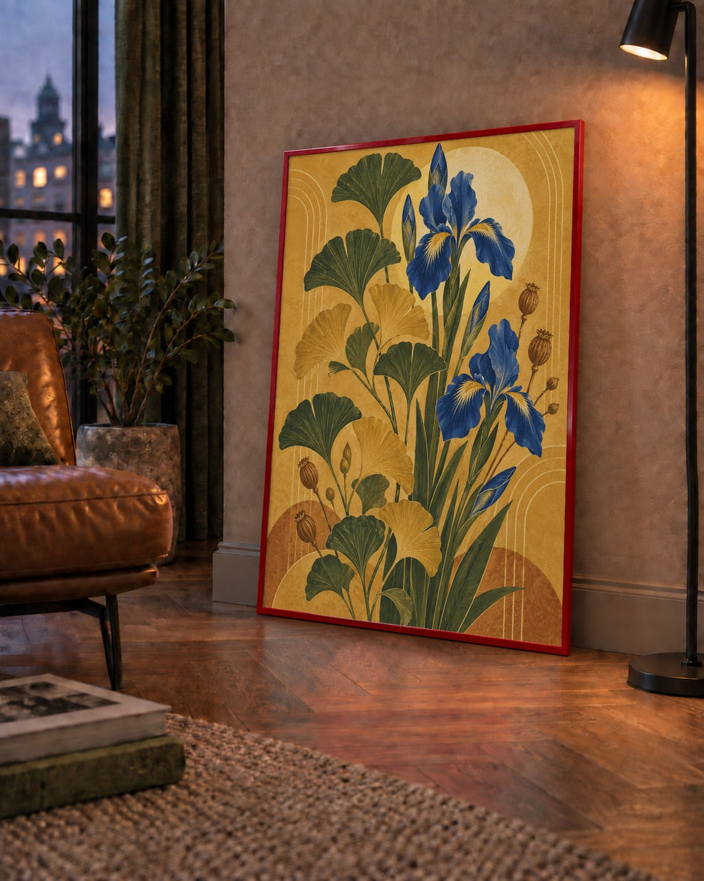 Altın Ginkgo ve Mavi İris Art Deco Botanik Poster — çerçeveli hâliyle bir ev duvarında