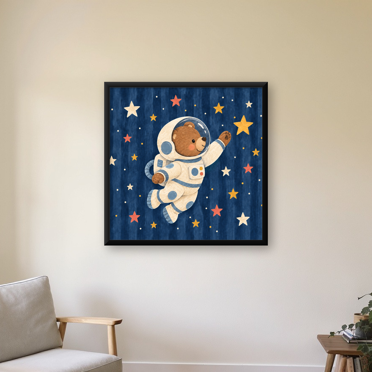 Astronot Ayıcık ve Yıldızlar Pastel Dijital Poster — Kare baskı, çerçeveli hâliyle bir ev duvarında