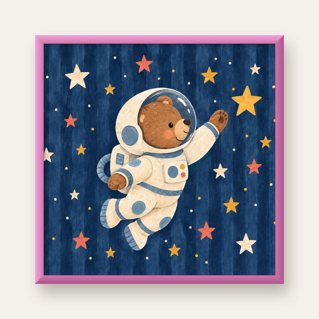 Astronot Ayıcık ve Yıldızlar Pastel Dijital Poster — pembe çerçeveli