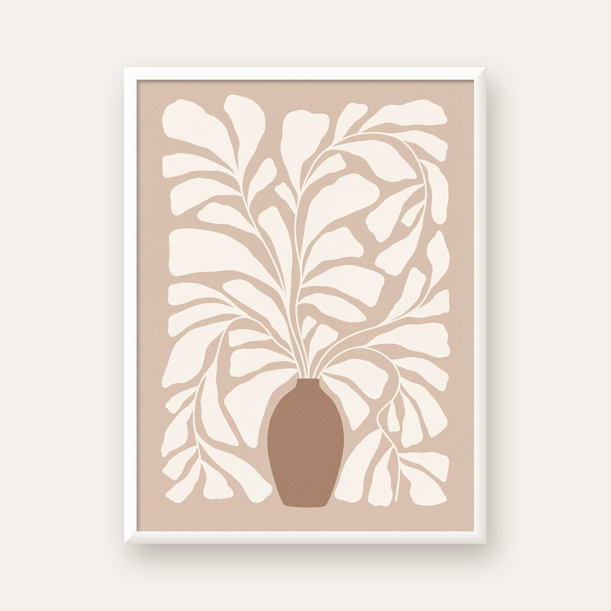 Bej Vazo ve Soyut Yapraklar Minimalist Poster Baskı — beyaz çerçeveli dikey poster