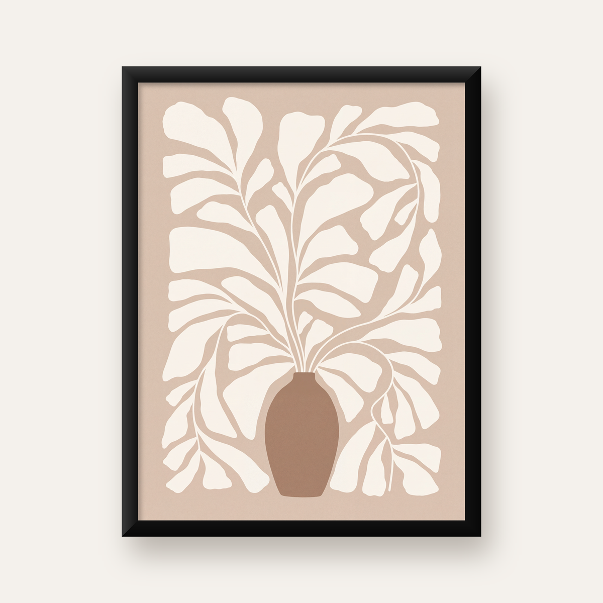 Bej Vazo ve Soyut Yapraklar Minimalist Poster Baskı — Dikey baskı, düz siyah çerçeveli duvar posteri