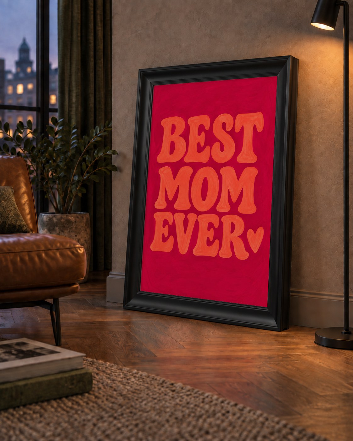 Anneler Günü Tipografi Poster – BEST MOM EVER, Modern Duvar Sanatı — çerçeveli hâliyle bir ev duvarında