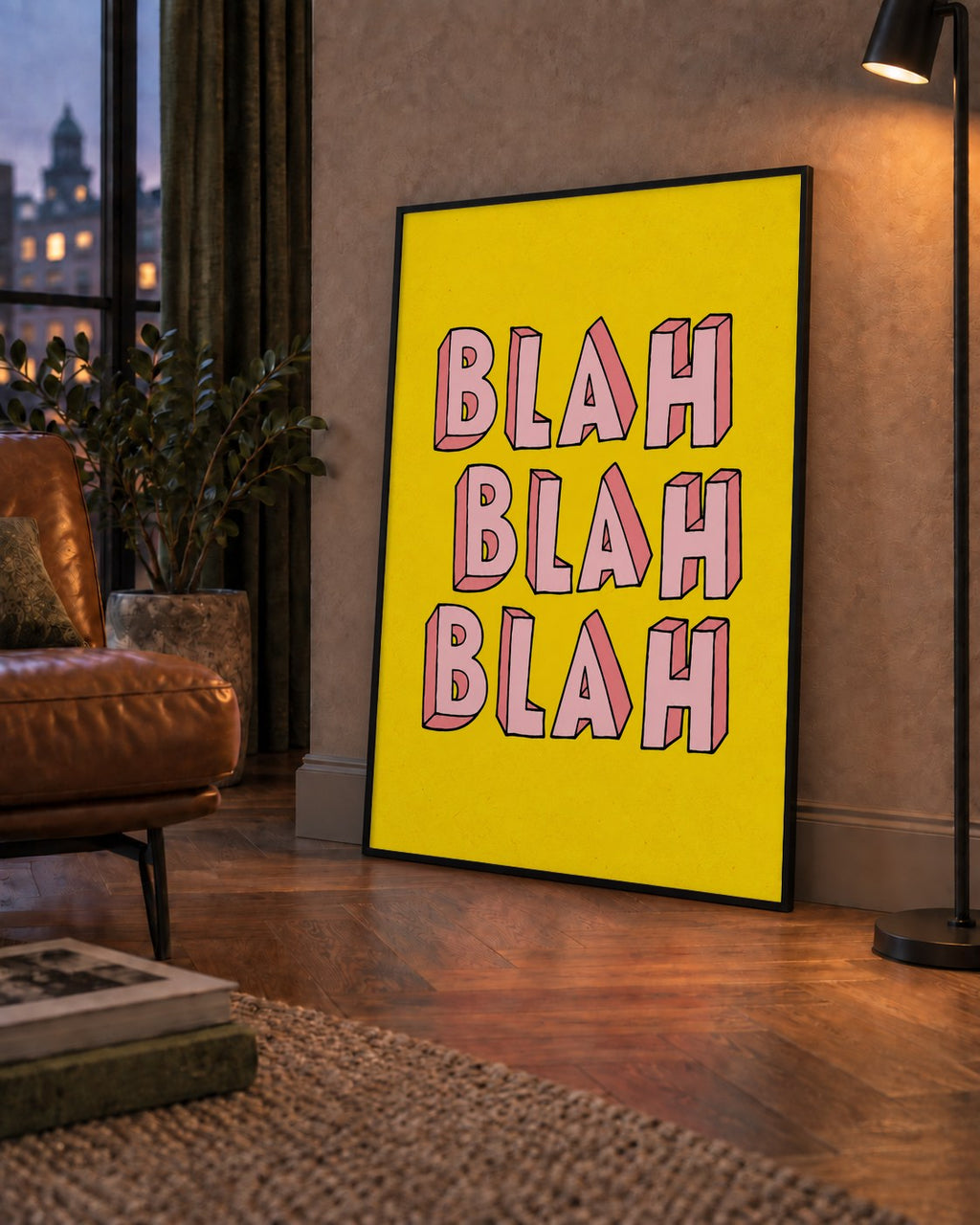 BLAH BLAH BLAH Renkli Tipografi Poster – Sarı ve Pembe — çerçeveli hâliyle bir ev duvarında