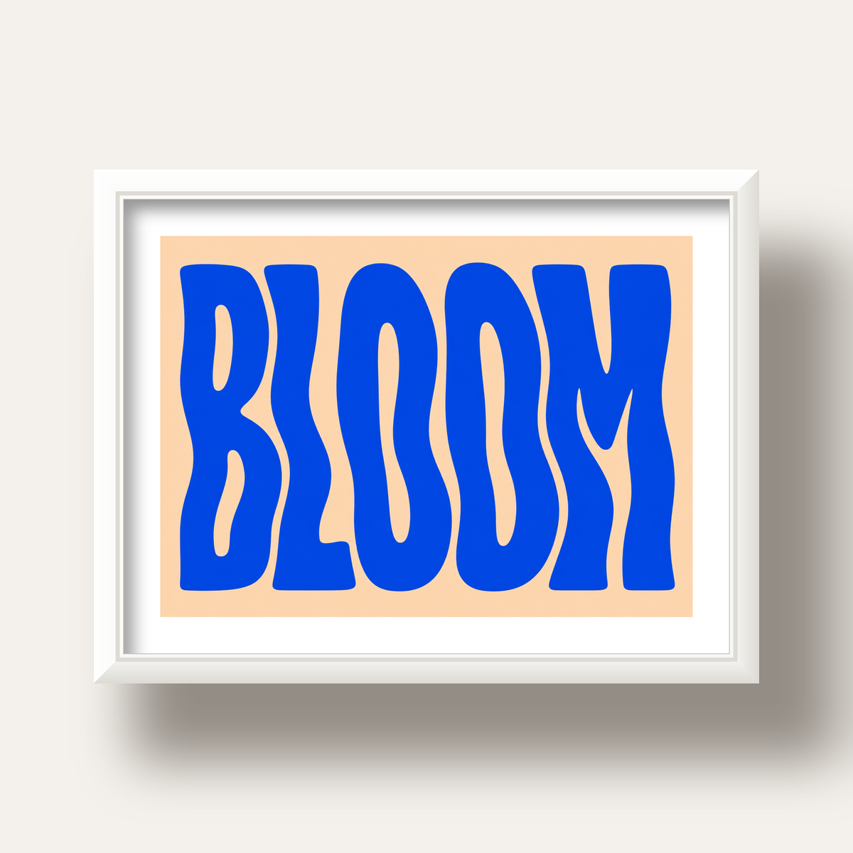 Dalgalı BLOOM Tipografi Poster – Modern Duvar Sanatı — beyaz derin çerçeveli paspartulu