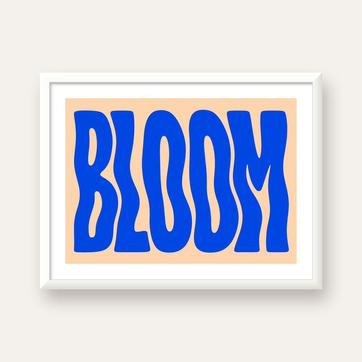 Dalgalı BLOOM Tipografi Poster – Modern Duvar Sanatı — beyaz çerçeveli yatay poster