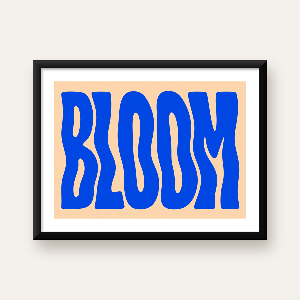 Dalgalı BLOOM Tipografi Poster – Modern Duvar Sanatı — Yatay baskı, beyaz paspartulu
