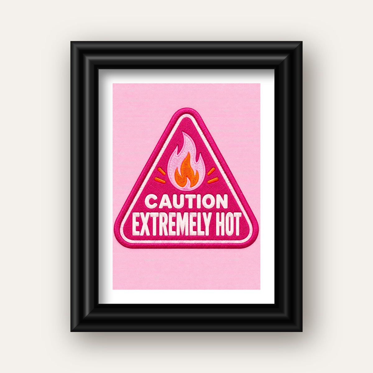 Caution — Extremely Hot — siyah galeri çerçeveli paspartulu