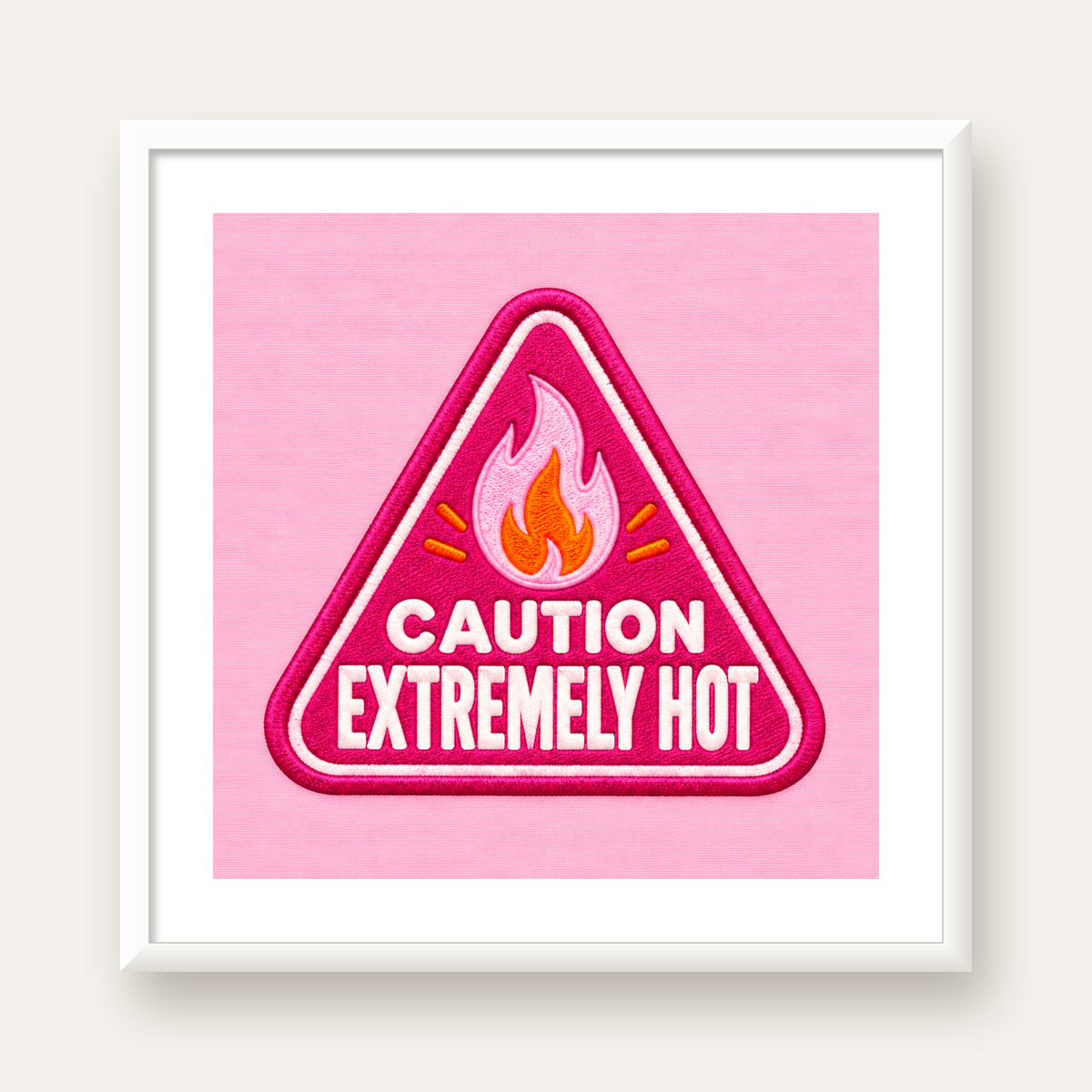 Caution — Extremely Hot — beyaz çerçeveli kare poster
