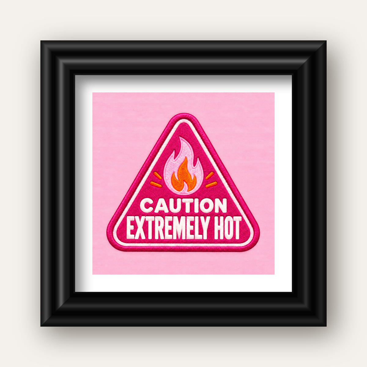 Caution — Extremely Hot — siyah galeri çerçeveli paspartulu