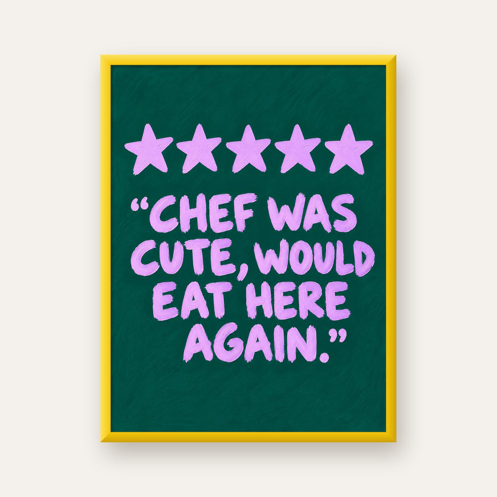 Eğlenceli Restoran Yorumu Poster – CHEF WAS CUTE, 5 Yıldızlı — sarı çerçeveli
