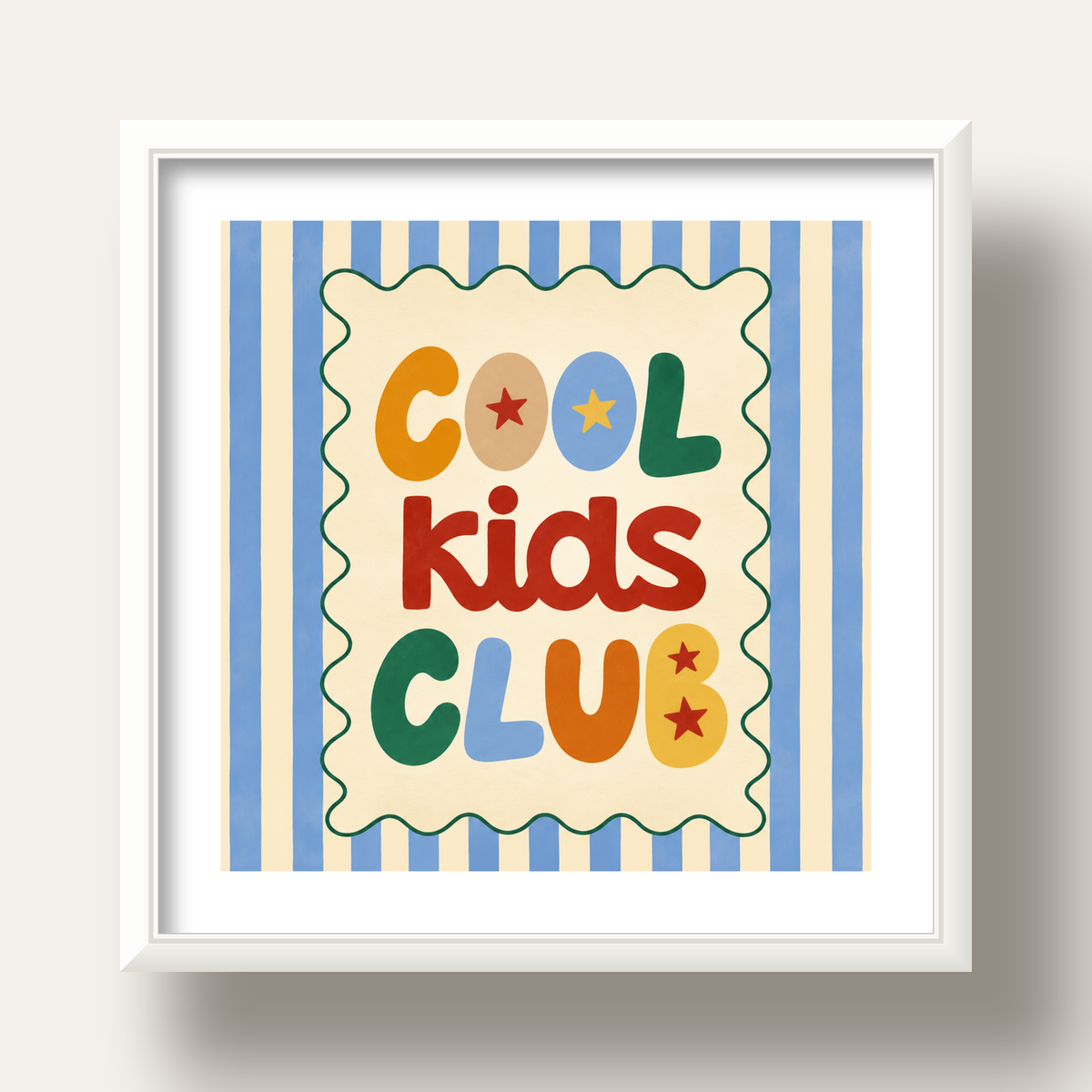 Cool Kids Club — beyaz derin çerçeveli paspartulu