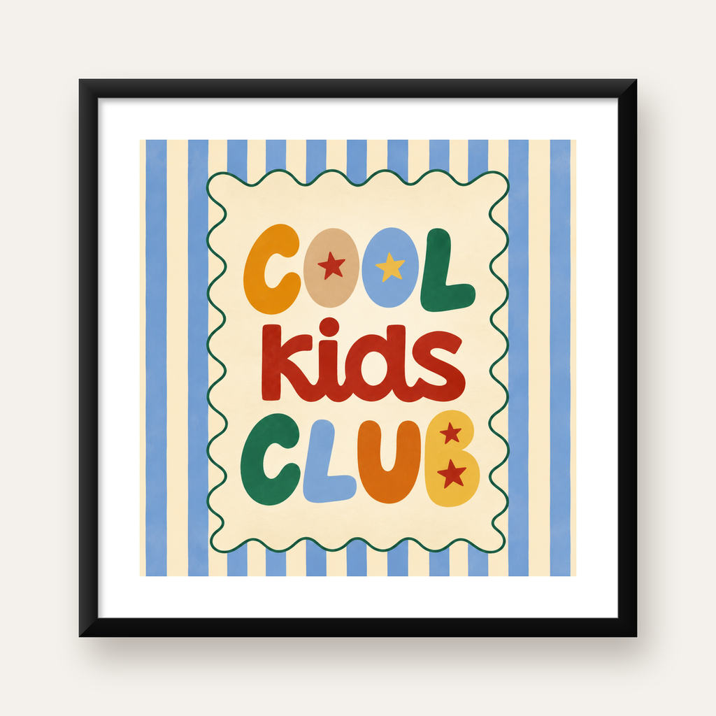 Cool Kids Club Renkli Tipografi Çocuk Poster Sanat Baskısı — Kare baskı, beyaz kenar boşluklu