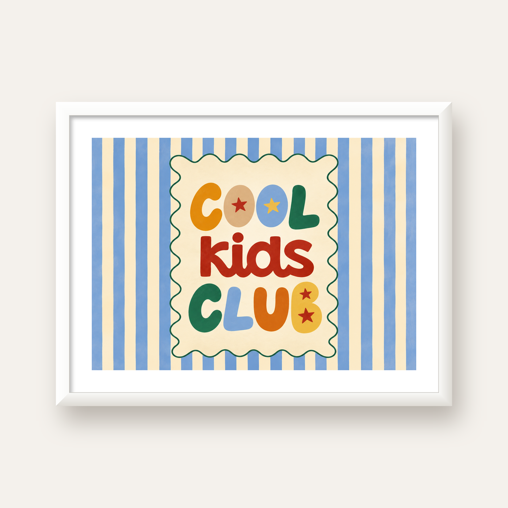 Cool Kids Club — beyaz çerçeveli yatay poster