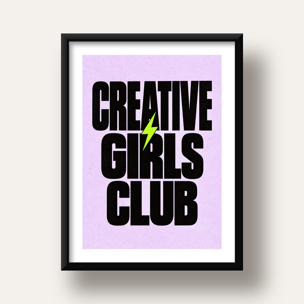 CREATIVE GIRLS CLUB Tipografik Motive Edici Poster — siyah derin çerçeveli paspartulu