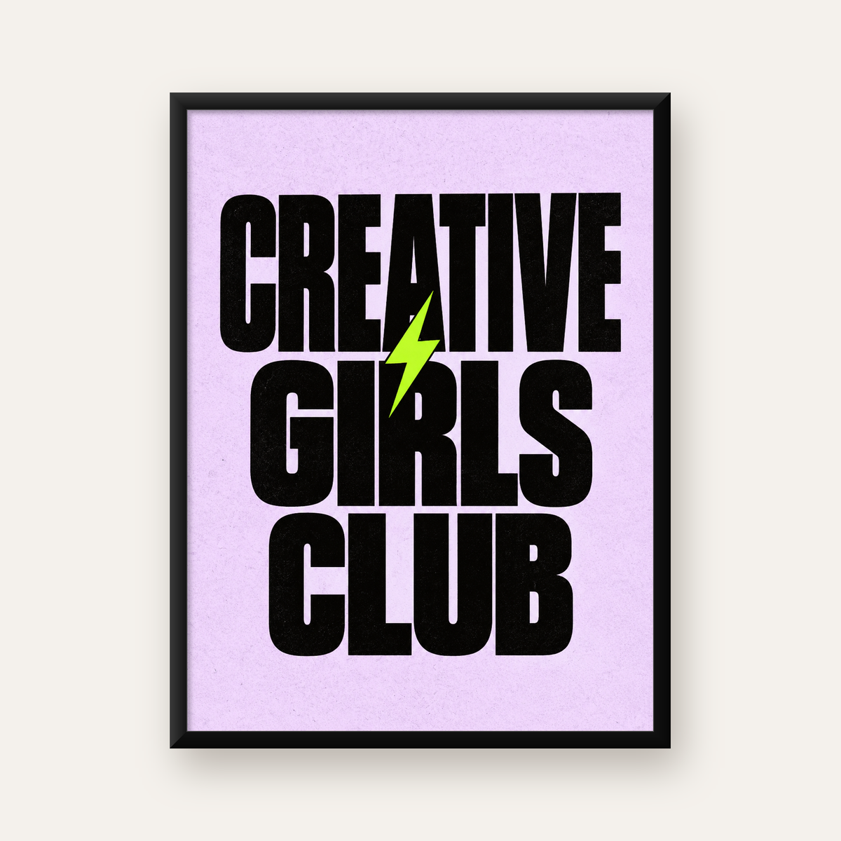 CREATIVE GIRLS CLUB Tipografik Motive Edici Poster — Dikey baskı, düz siyah çerçeveli duvar posteri