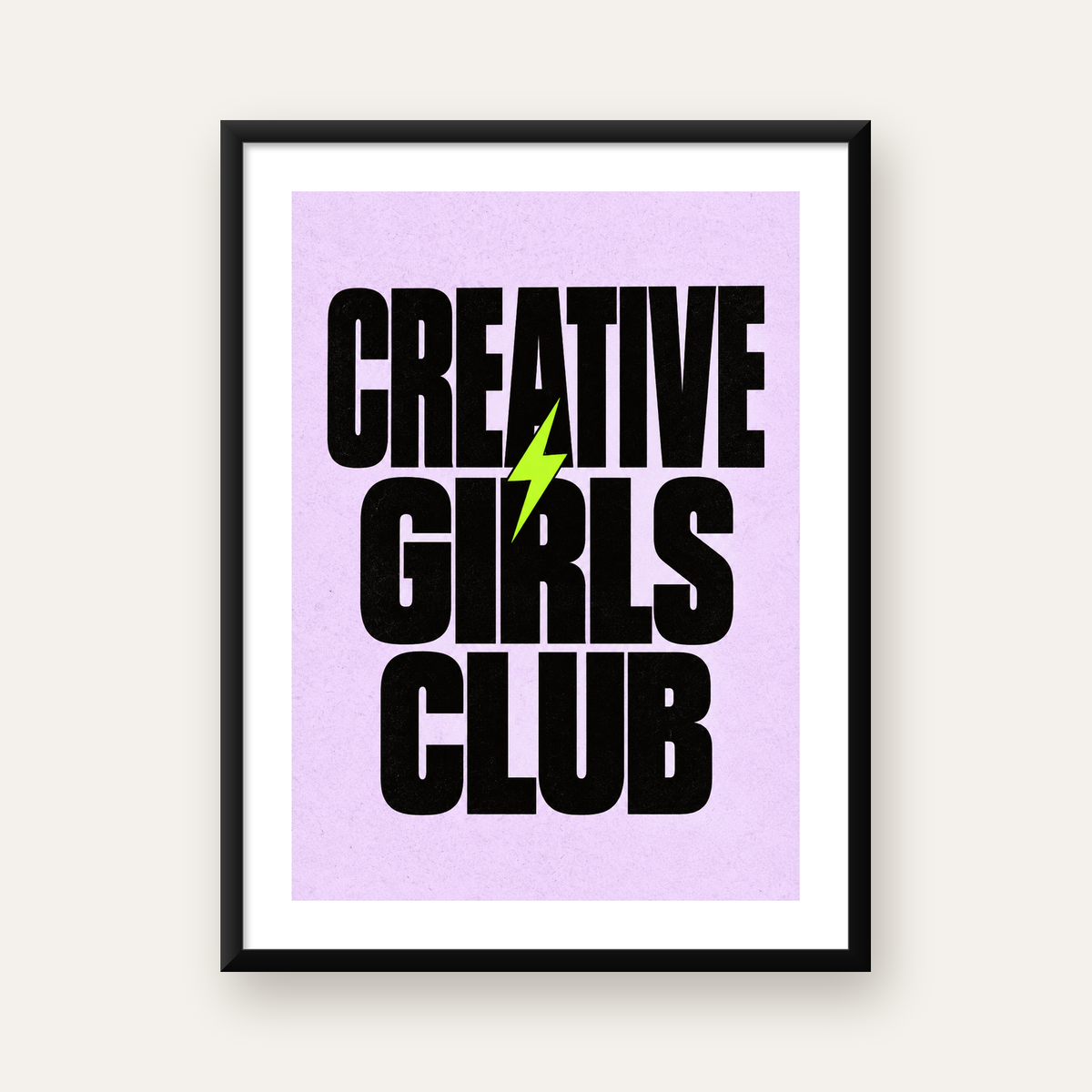CREATIVE GIRLS CLUB Tipografik Motive Edici Poster — Dikey baskı, beyaz kenar boşluklu
