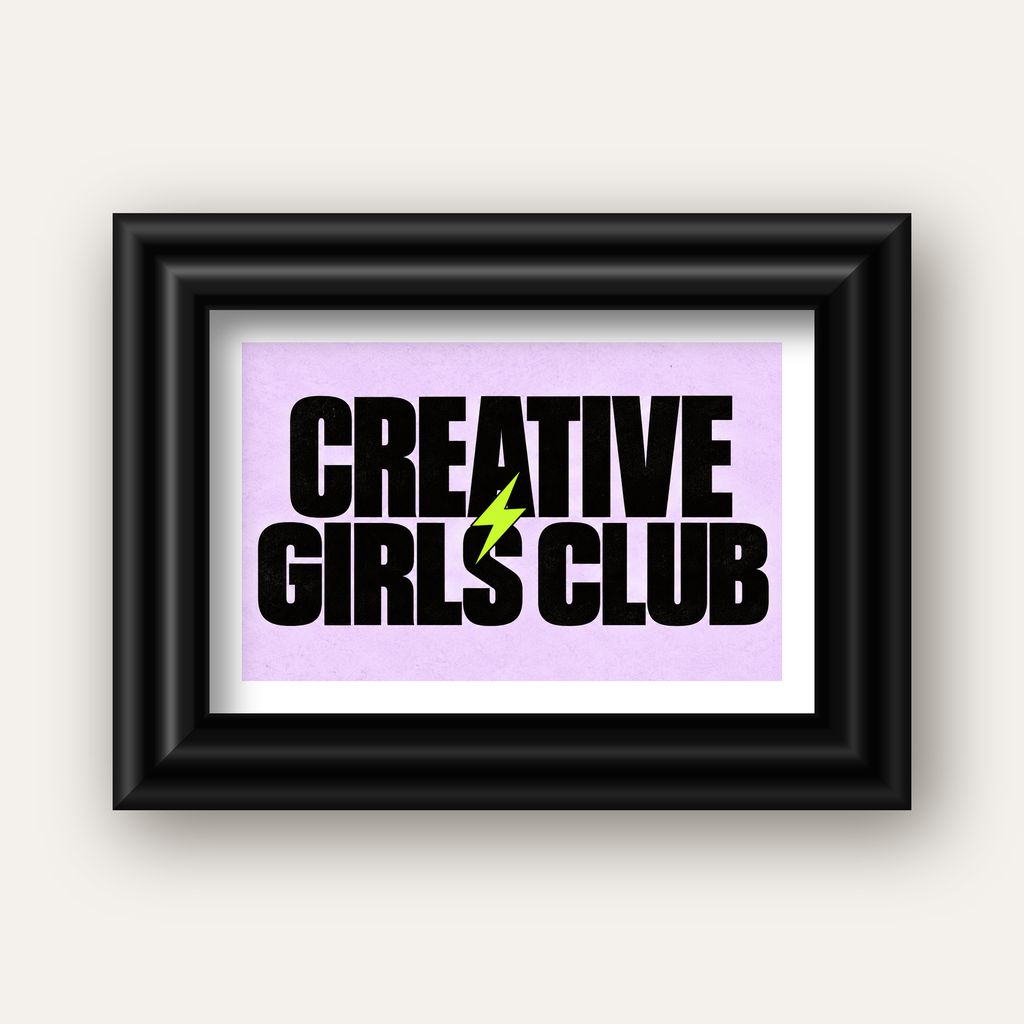 CREATIVE GIRLS CLUB Tipografik Motive Edici Poster — siyah galeri çerçeveli paspartulu