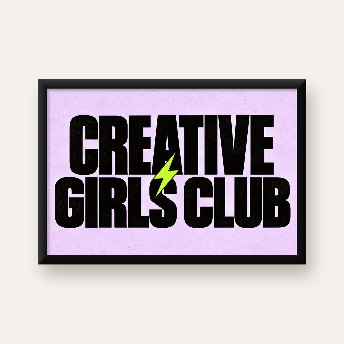 CREATIVE GIRLS CLUB Tipografik Motive Edici Poster — Yatay baskı, düz siyah çerçeveli duvar posteri
