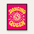 Dancing Queen Disco Topu Poster - Renkli ve Enerjik Duvar Dekoru — Dikey baskı, düz siyah çerçeveli duvar posteri