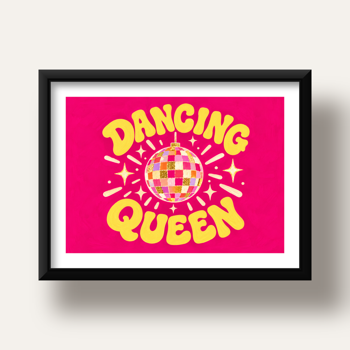 Dancing Queen Disco Topu Poster - Renkli ve Enerjik Duvar Dekoru — siyah derin çerçeveli paspartulu