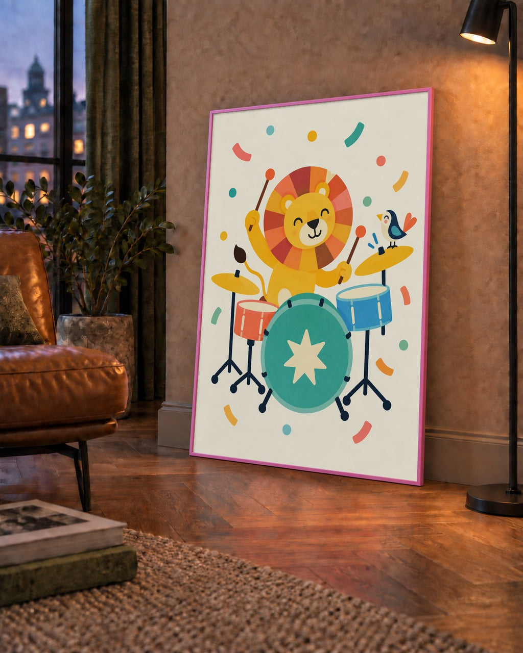 Davul Çalan Sevimli Aslan ve Kuş Modern Poster  – Çocuk Odası Dekoru — çerçeveli hâliyle bir ev duvarında