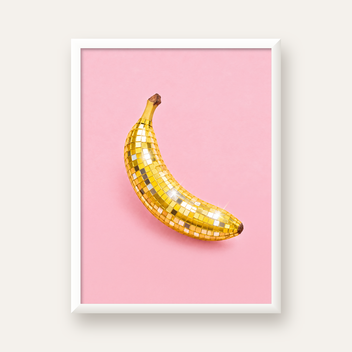 Disco Muzlu Pop Sanat Poster – Pembe Minimal Kolaj Baskı — beyaz çerçeveli dikey poster