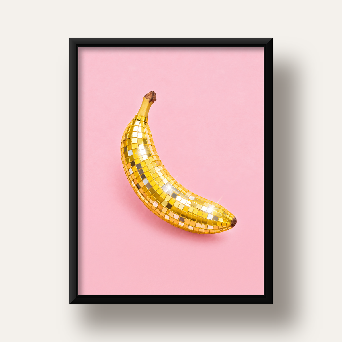 Disco Muzlu Pop Sanat Poster – Pembe Minimal Kolaj Baskı — siyah derin çerçeveli