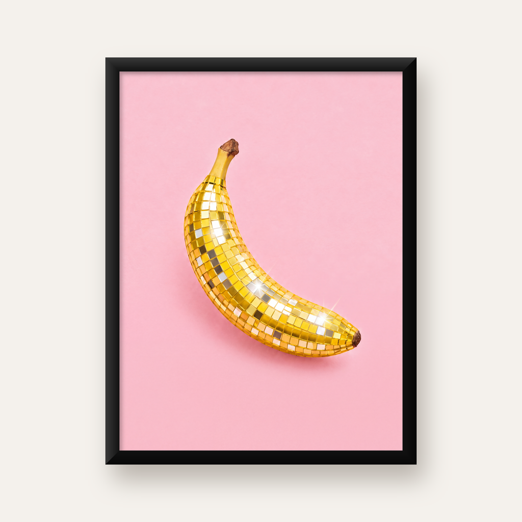 Disco Muzlu Pop Sanat Poster – Pembe Minimal Kolaj Baskı — Dikey baskı, düz siyah çerçeveli duvar posteri