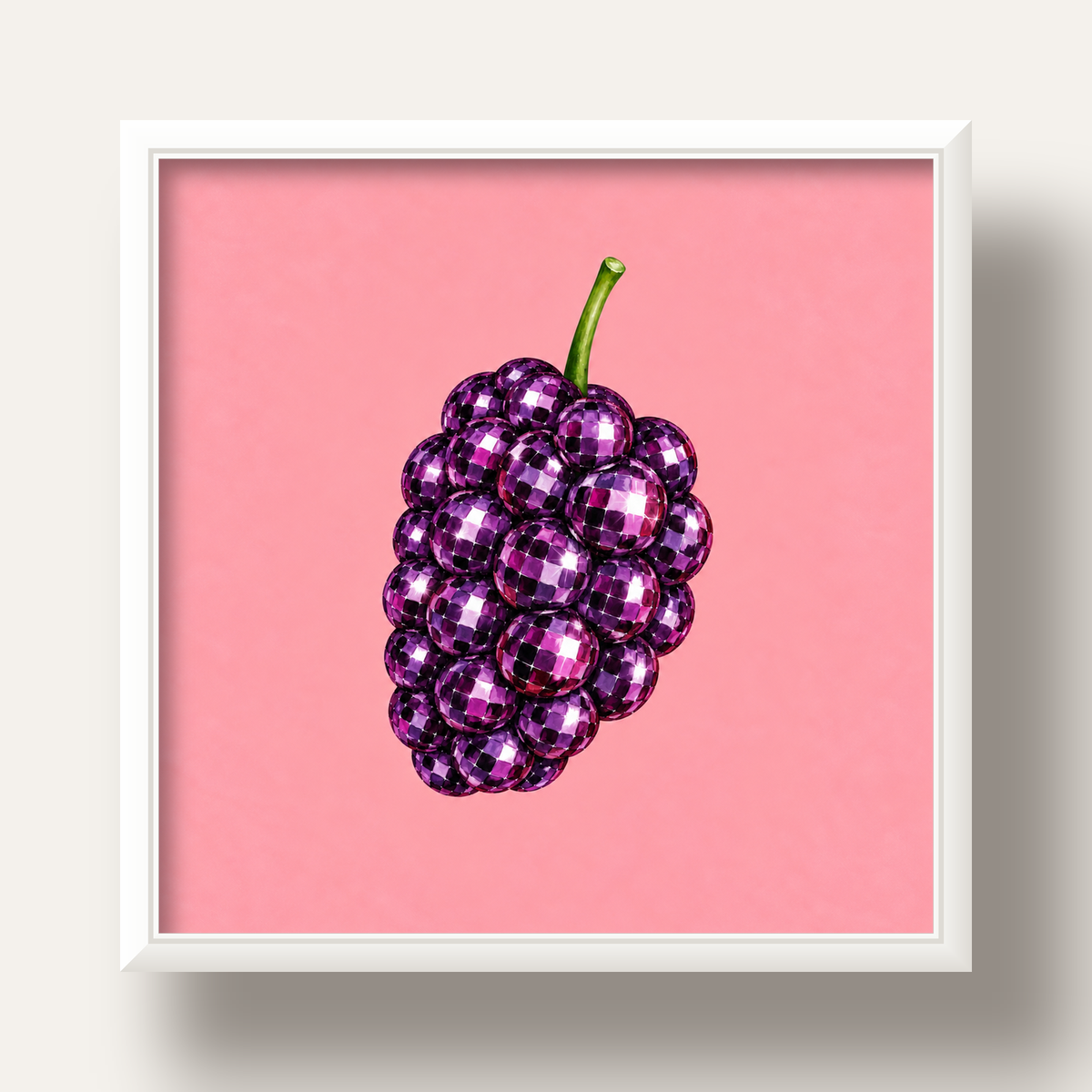 Disco Toplu Böğürtlen Poster – Pembe Zeminde Pop Art Duvar Dekoru — beyaz derin çerçeveli