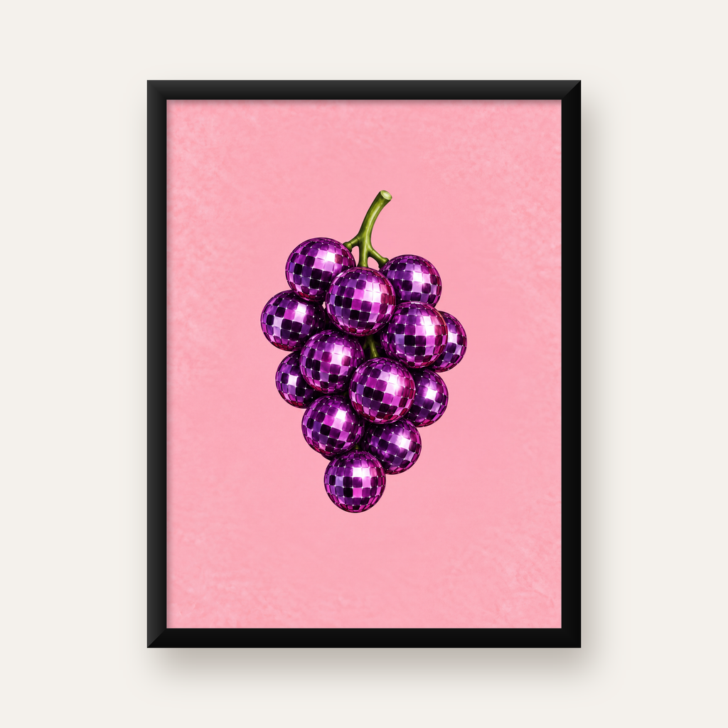 Disco Topu Üzüm Salkımı Dijital Poster - Pembe Duvar Dekoru — Dikey baskı, düz siyah çerçeveli duvar posteri