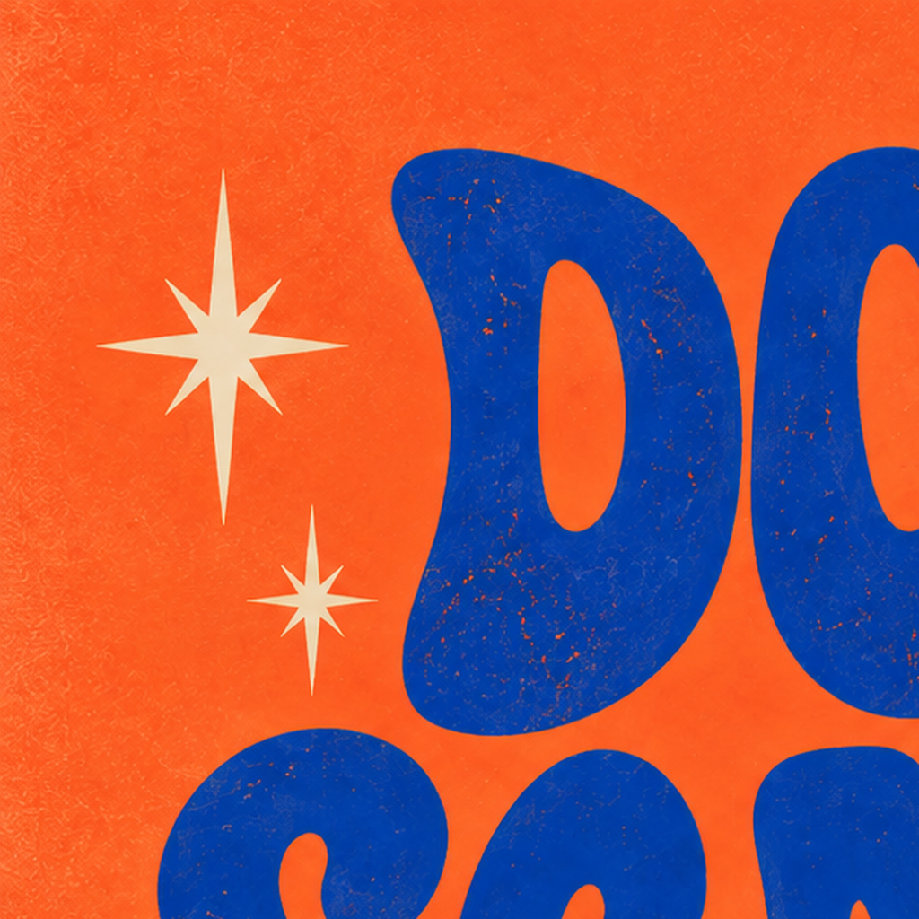 DO IT SCARED Cesaret Veren Retro Tipografi Poster — baskının yakın çekimi, kâğıt dokusu ve renk detayı