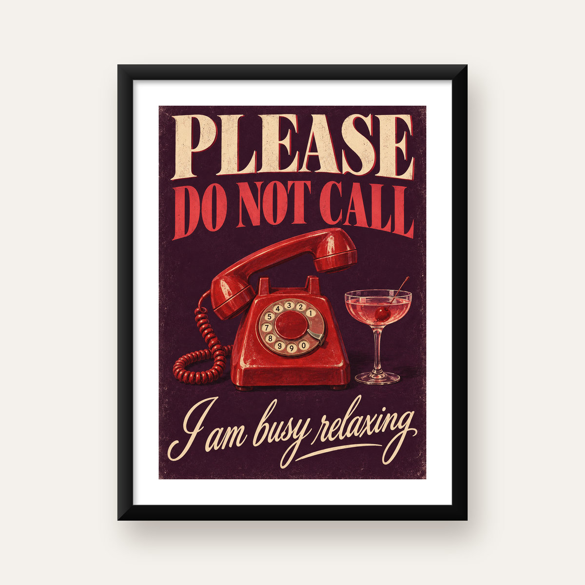 Retro Telefon ve Kokteyl Desenli Poster – Modern Duvar Sanatı — Dikey baskı, beyaz paspartulu