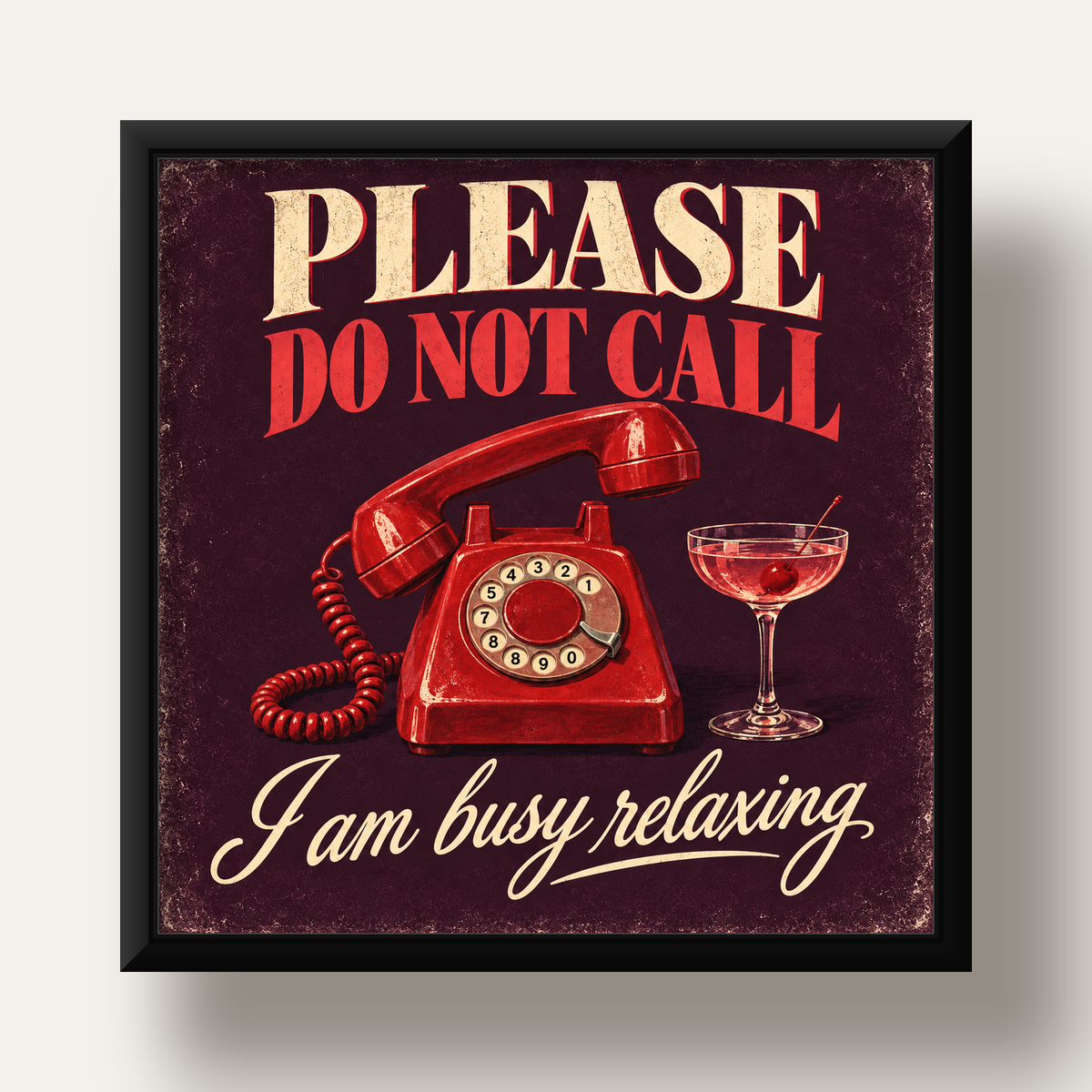 Retro Telefon ve Kokteyl Desenli Poster – Modern Duvar Sanatı — siyah derin çerçeveli