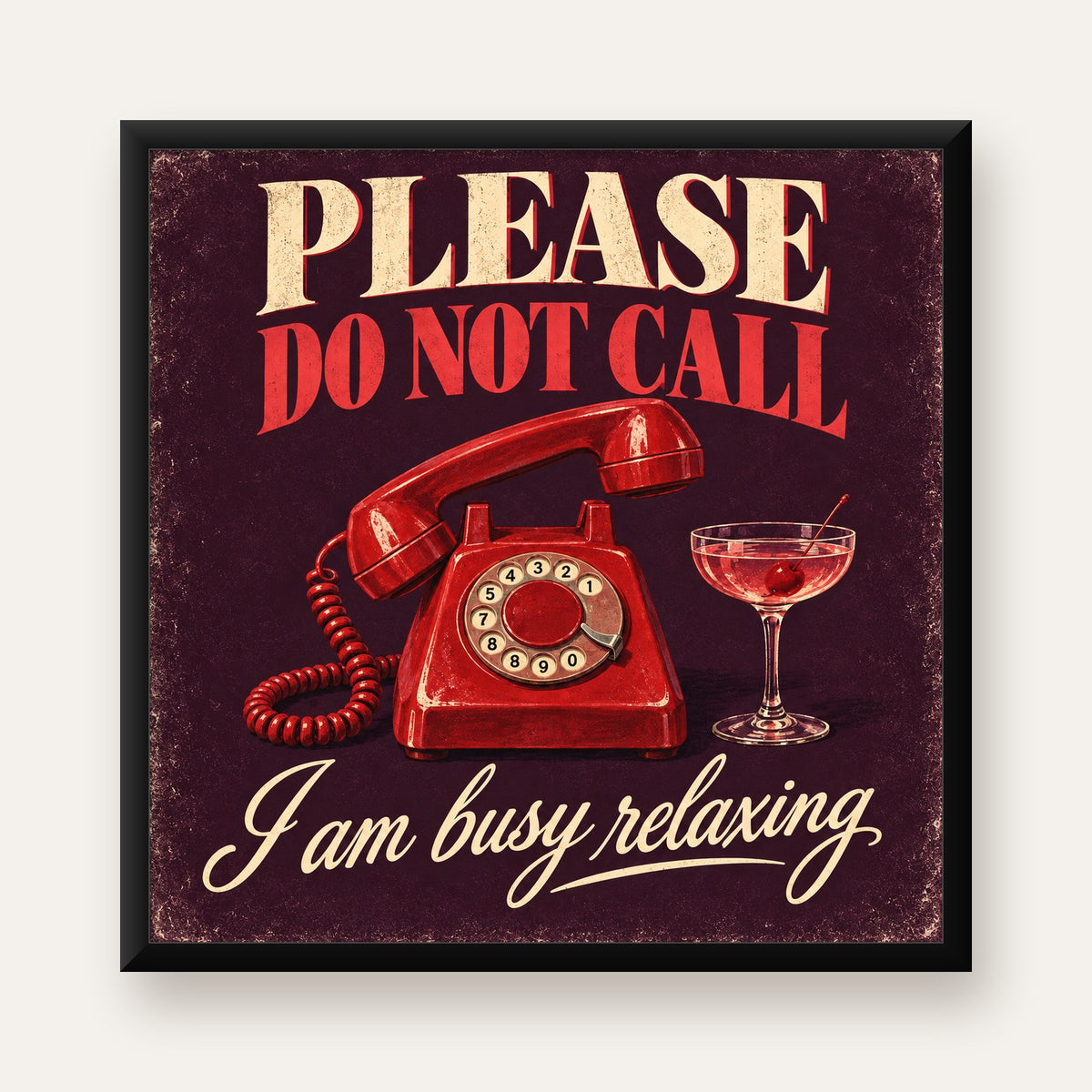 Retro Telefon ve Kokteyl Desenli Poster – Modern Duvar Sanatı — Kare baskı, düz siyah çerçeveli duvar posteri