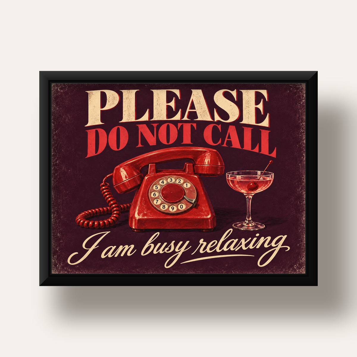 Retro Telefon ve Kokteyl Desenli Poster – Modern Duvar Sanatı — siyah derin çerçeveli