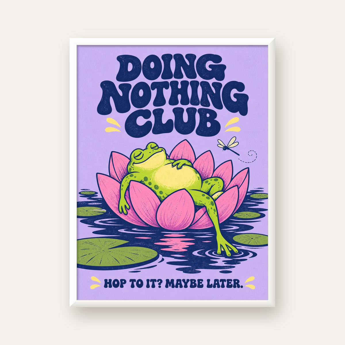 Doing Nothing Club Kurbağa Dekoratif Poster - Renkli İllüstrasyon — beyaz çerçeveli dikey poster
