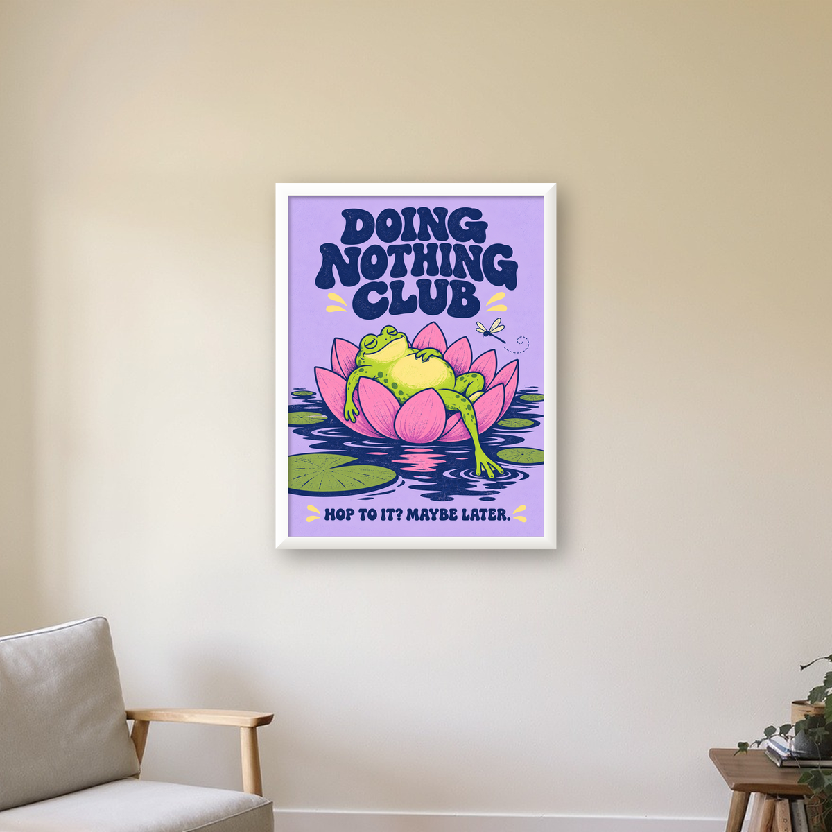 Doing Nothing Club Kurbağa Dekoratif Poster - Renkli İllüstrasyon — beyaz çerçeveli dikey poster