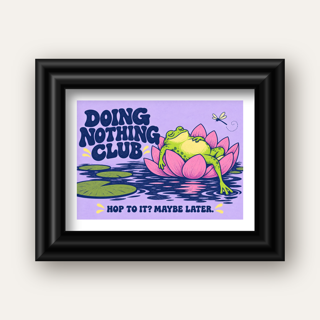 Doing Nothing Club Kurbağa Dekoratif Poster - Renkli İllüstrasyon — siyah galeri çerçeveli paspartulu