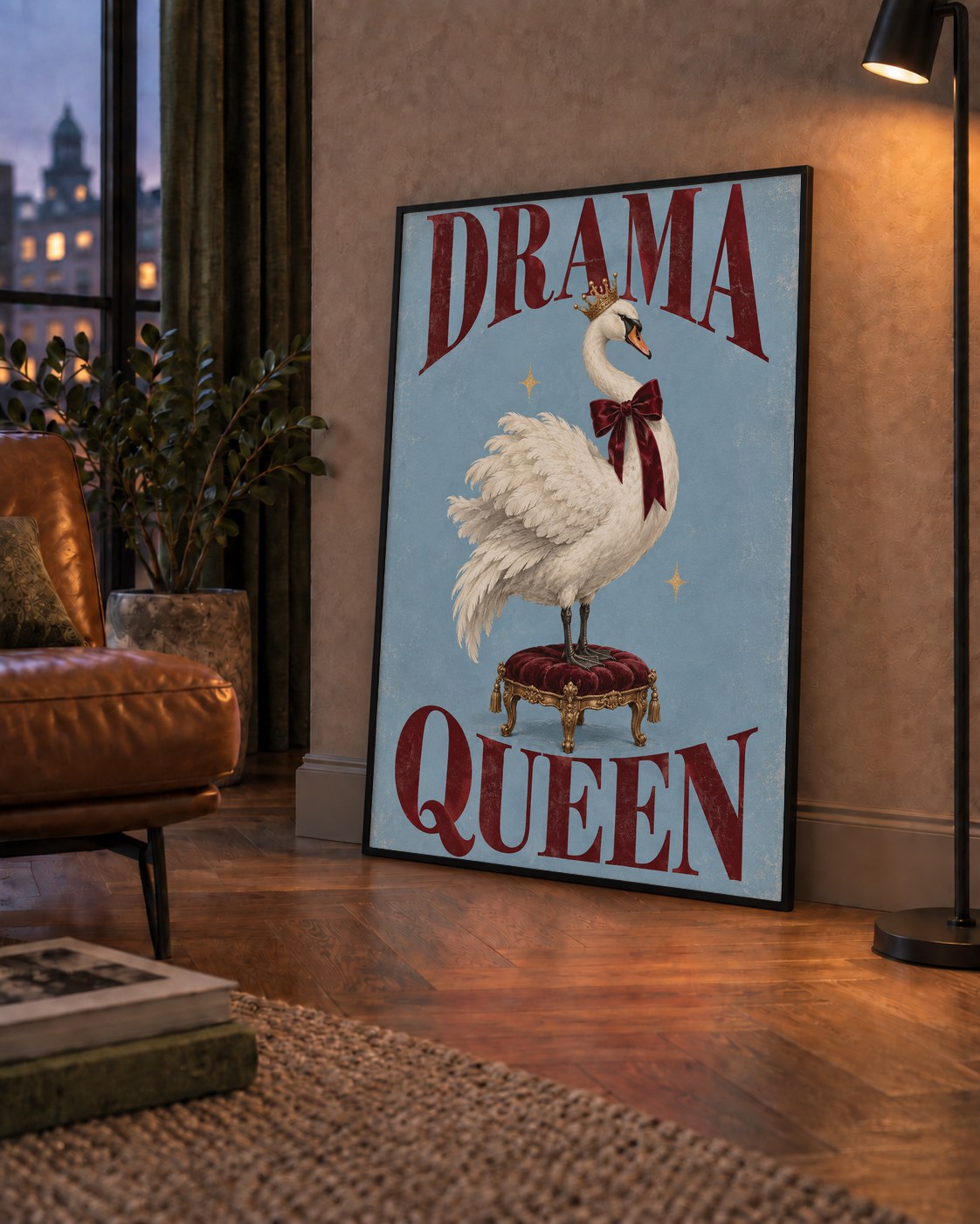 Drama Queen Kuğu Poster – Nostaljik ve Zarif Duvar Dekoru — çerçeveli hâliyle bir ev duvarında