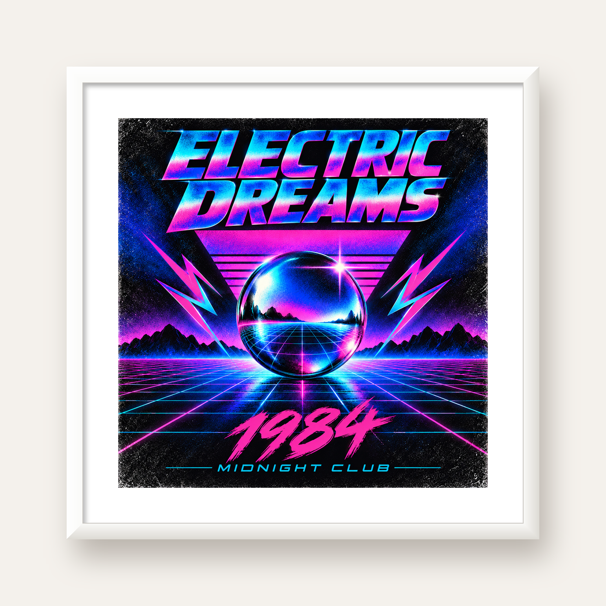 Retro Fütüristik Synthwave Afişi – Electric Dreams 1984 — beyaz çerçeveli kare poster