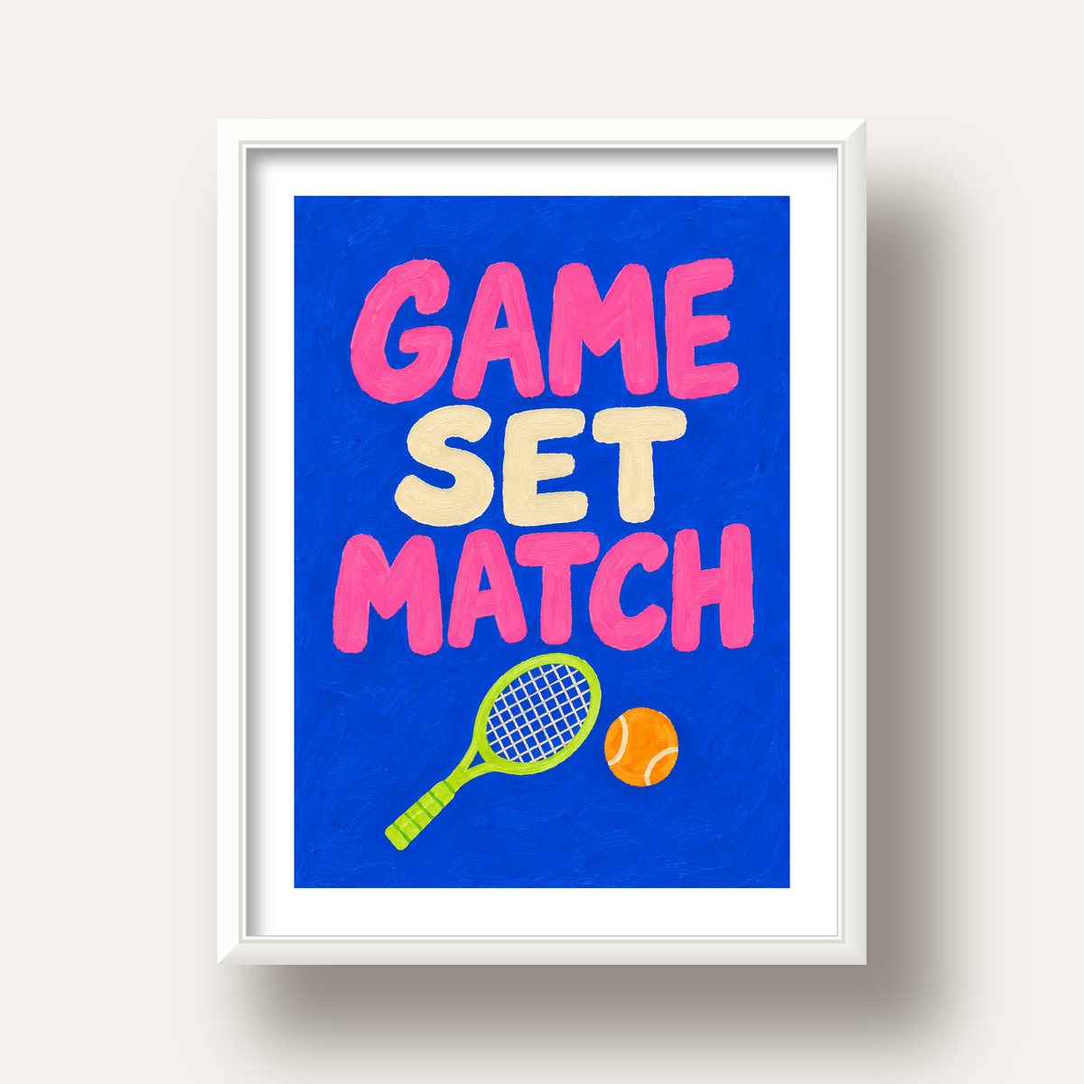 GAME SET MATCH Tipografi Tenis Temalı Canlı Poster — beyaz derin çerçeveli paspartulu