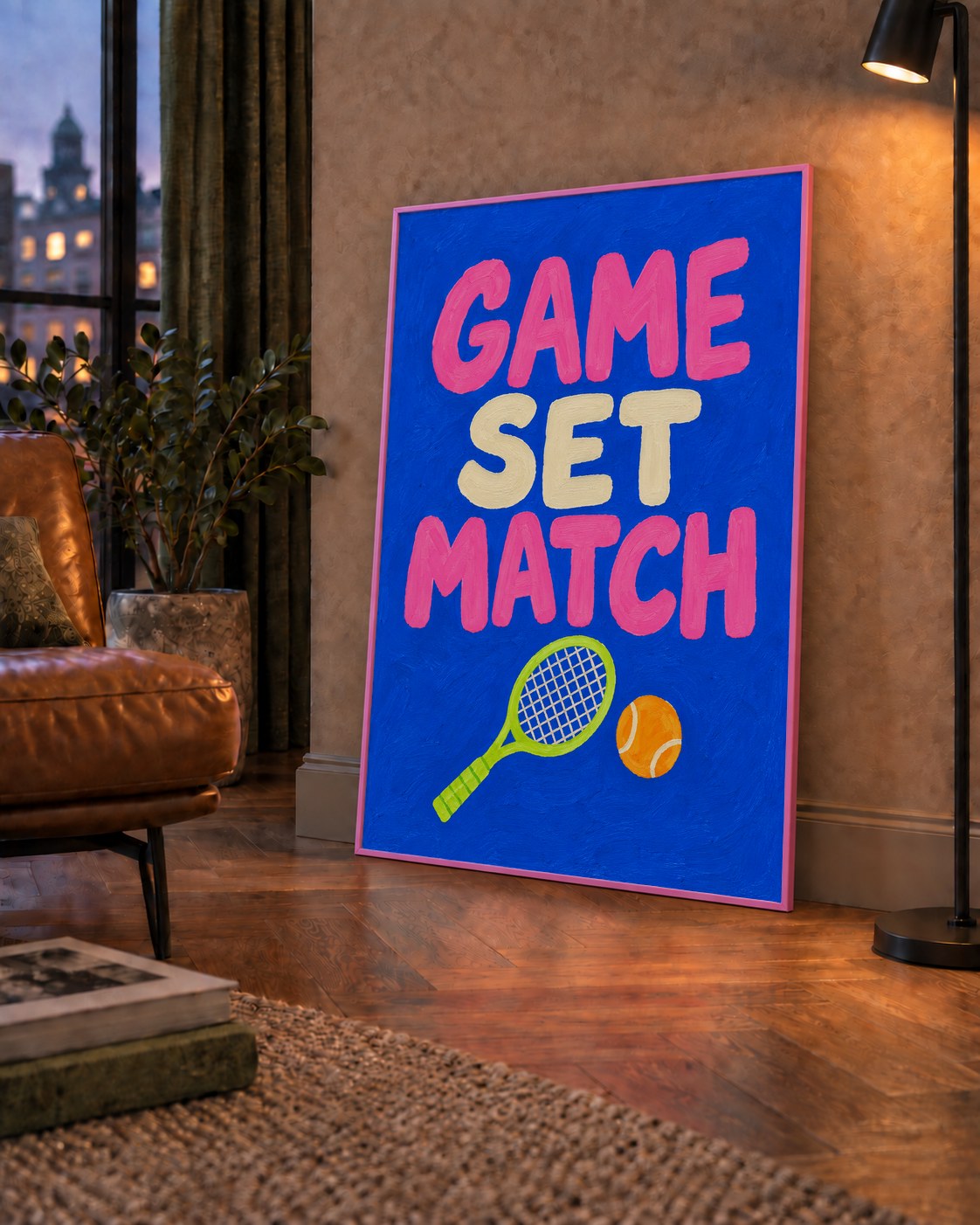 GAME SET MATCH Tipografi Tenis Temalı Canlı Poster — çerçeveli hâliyle bir ev duvarında