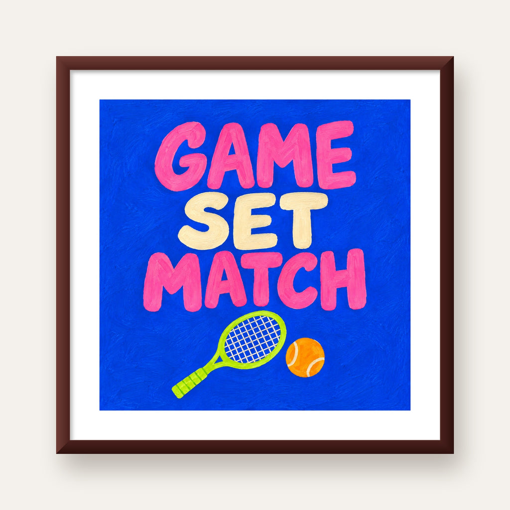GAME SET MATCH Tipografi Tenis Temalı Canlı Poster — ceviz çerçeveli paspartulu