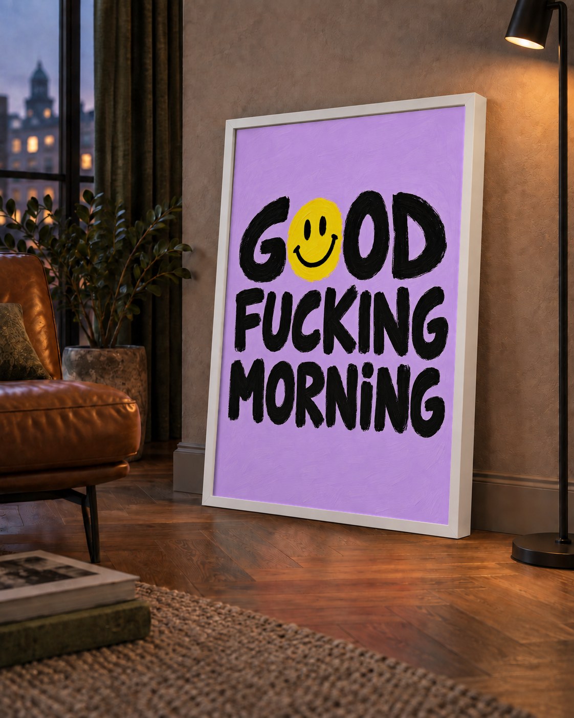Good Fucking Morning Mizahi Poster – Mor & Sarı Dekor Baskı — çerçeveli hâliyle bir ev duvarında