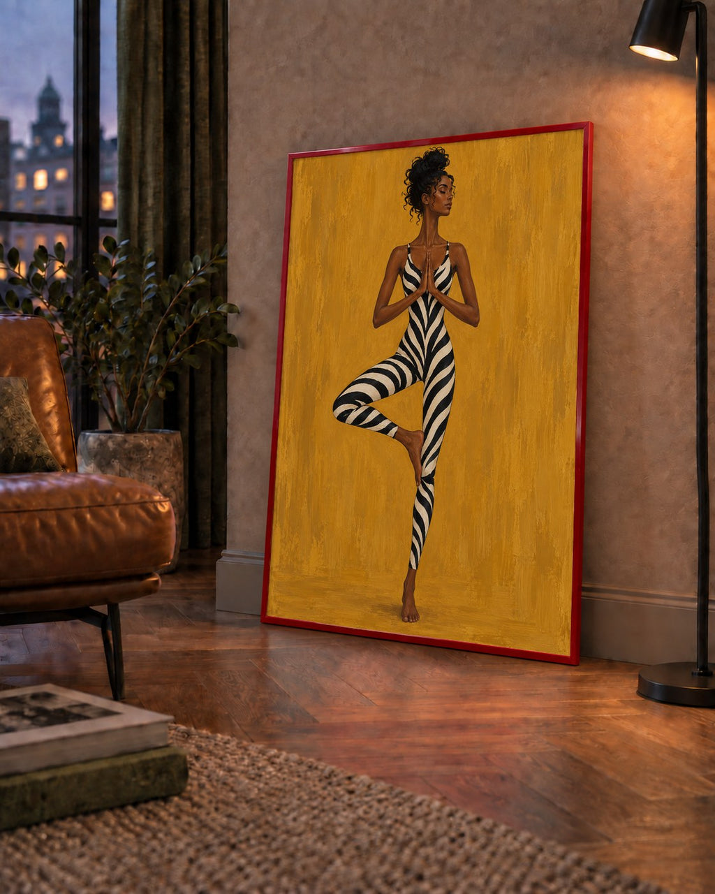 Hardal Sarısı Zebra Desenli Ağaç Pozu Yoga Poster — çerçeveli hâliyle bir ev duvarında