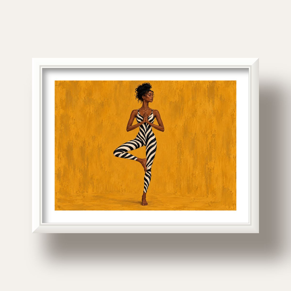 Hardal Sarısı Zebra Desenli Ağaç Pozu Yoga Poster — beyaz derin çerçeveli paspartulu
