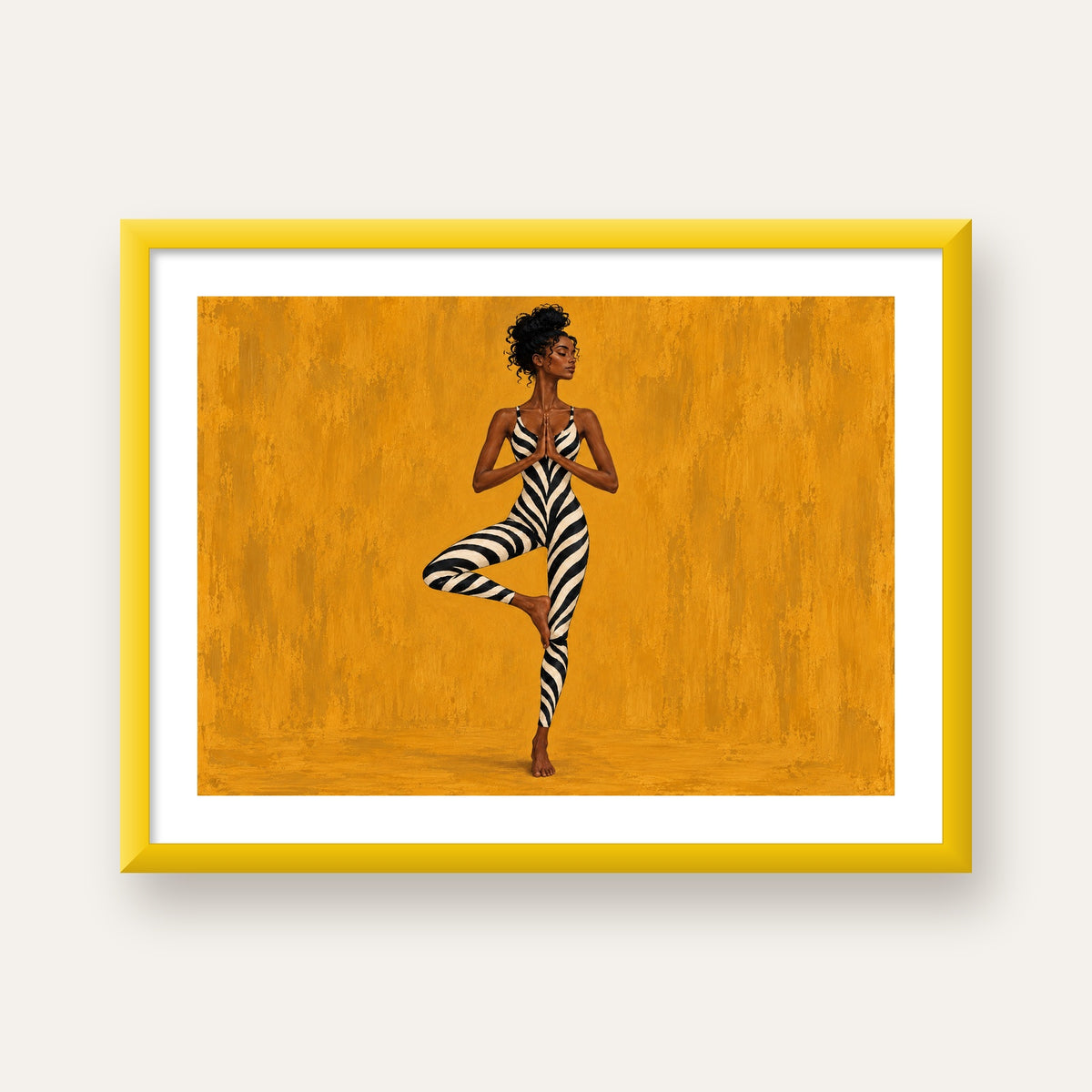 Hardal Sarısı Zebra Desenli Ağaç Pozu Yoga Poster — sarı çerçeveli paspartulu